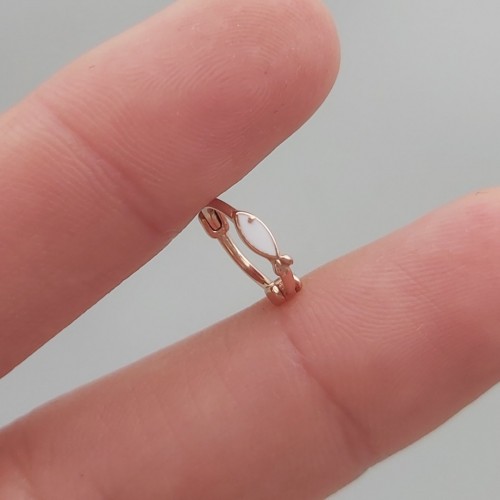 Beyaz Balık Halka Küpe Rose